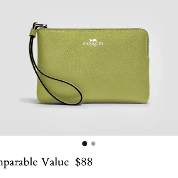 Coach Wristlet & makeup bag. Sv/pale lime. New  with tags on both. - Picture 7 of 11